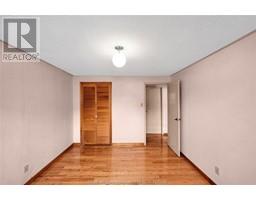 109 Woods STREET - 19