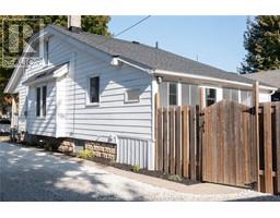 250 Forest STREET - 26