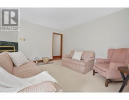 860 Charing Cross ROAD - 26