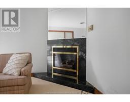 860 Charing Cross ROAD - 27