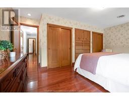 860 Charing Cross ROAD - 30