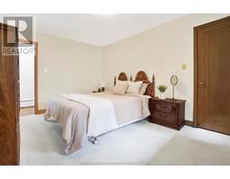 860 Charing Cross ROAD - 34