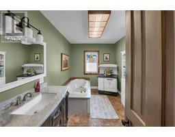 126 King STREET South - 16