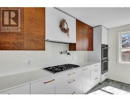 30 Crerar DRIVE - 14