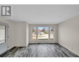 30 Crerar DRIVE - 32