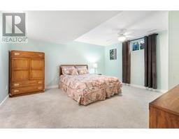 24 VALENCIA DRIVE - 35
