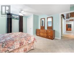 24 VALENCIA DRIVE - 36