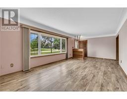 110 Cresent LANE - 11