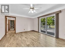 110 Cresent LANE - 16