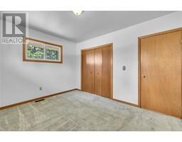 110 Cresent LANE - 28