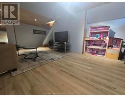 98 SUNNYSIDE AVENUE - 23