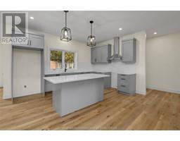 11 Rosewood CRESCENT - 2