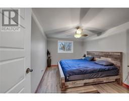 12 DONALDA DRIVE - 27
