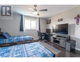235 Bristol DRIVE - 31