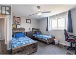 235 Bristol DRIVE - 32