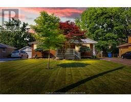 38 Burton AVENUE - 1