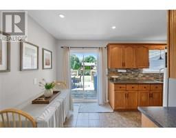38 Burton AVENUE - 10