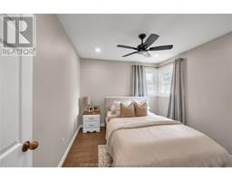 38 Burton AVENUE - 25