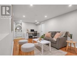 38 Burton AVENUE - 32