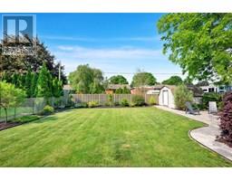 38 Burton AVENUE - 43