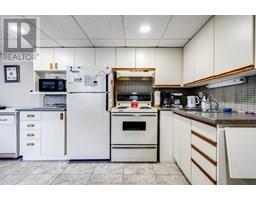 10 Van Allen AVENUE UnitNo. 703 - 23