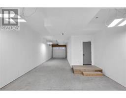 30 MCNAUGHTON AVENUE East - 42