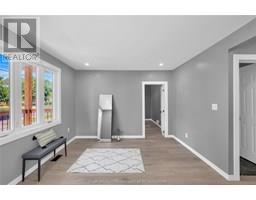 30 MCNAUGHTON AVENUE East - 7