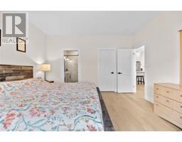 63 Compass TRAIL UnitNo. 35 - 17
