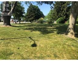 24 St Michael AVENUE - 2