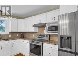 25619 Meadowbrook LANE - 18