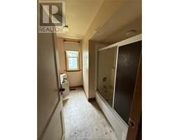 31 Dufferin Ave AVENUE - 18