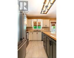 168 Norway Maple DRIVE - 15