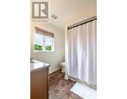 168 Norway Maple DRIVE - 36