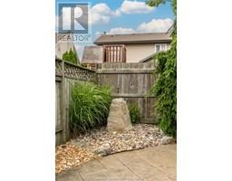 168 Norway Maple DRIVE - 8