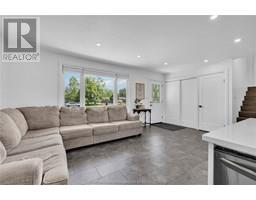18 Campbell STREET - 14