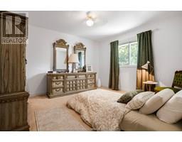 47 Norway Maple DRIVE - 28