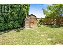 47 Norway Maple DRIVE - 40