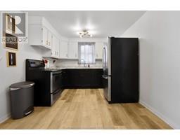 252 Selkirk STREET - 11