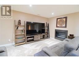 55 Birchwood STREET - 22