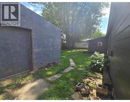 165-167 ADELAIDE STREET South - 3