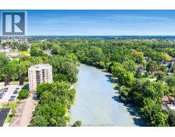 10 Van Allen AVENUE UnitNo. 702 - 18