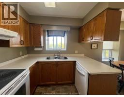 10 Van Allen AVENUE UnitNo. 702 - 22