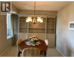 10 Van Allen AVENUE UnitNo. 702 - 32