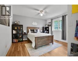 34 BRAEMAR BOULEVARD - 33