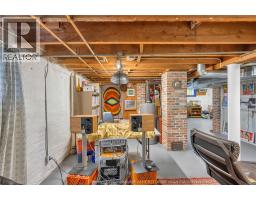 98 Talbot STREET East - 31