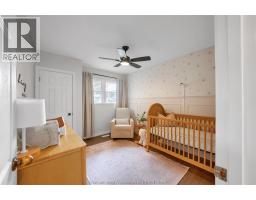 38 Burton AVENUE - 21