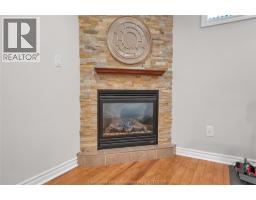38 Burton AVENUE - 31