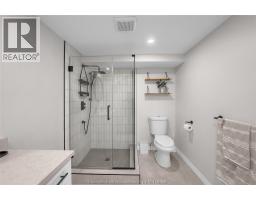 38 Burton AVENUE - 33