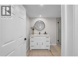 38 Burton AVENUE - 34