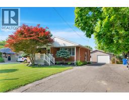 38 Burton AVENUE - 4